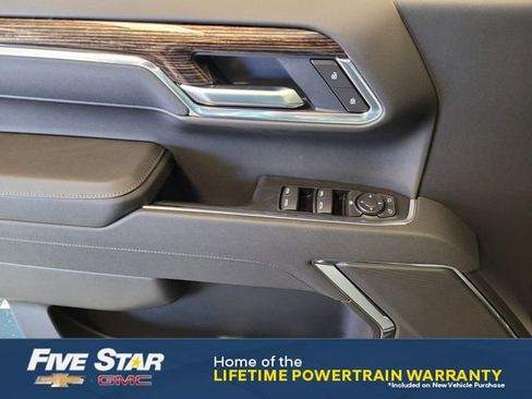 New 2026 GMC Sierra 1500 Elevation image 27