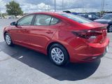 Used 2020 Hyundai Elantra SE image 2