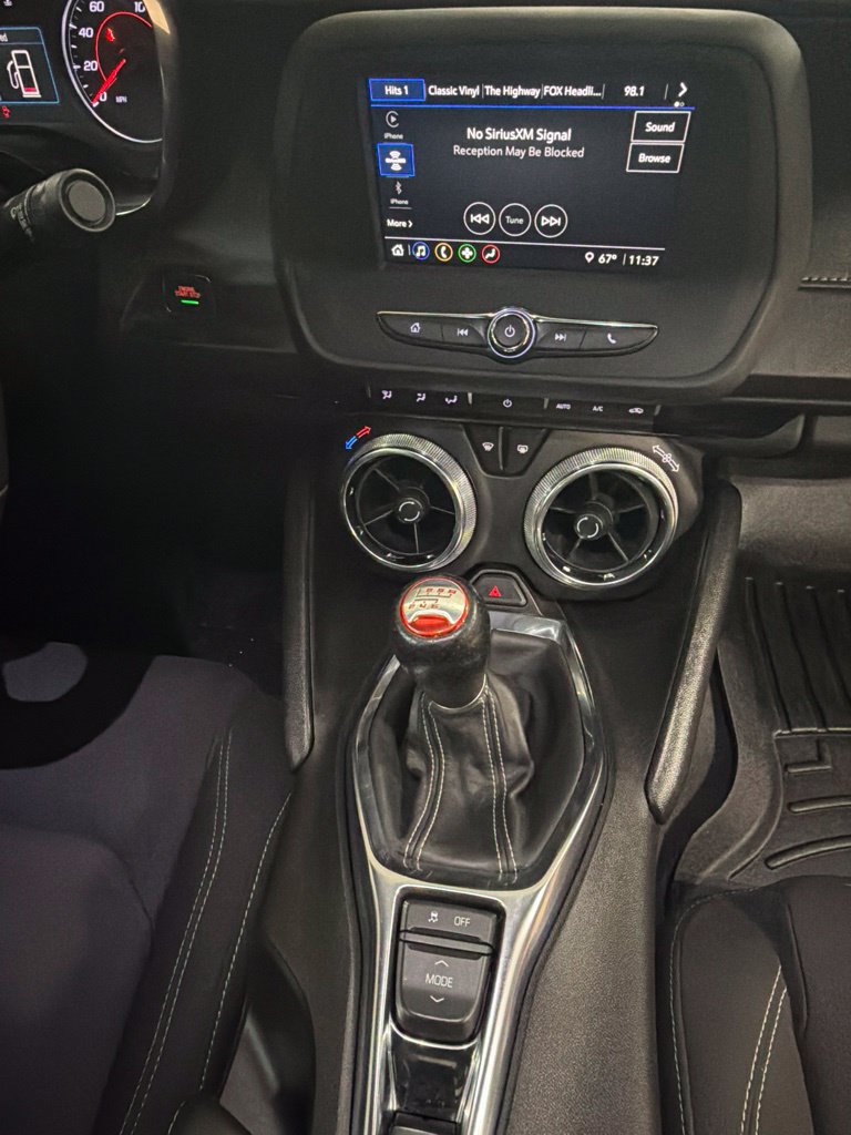 Used 2021 Chevrolet Camaro LT RWD image 7
