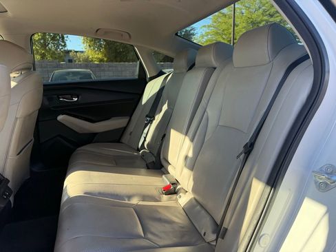 Used 2023 Honda Accord Touring image 9
