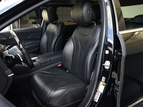 Used 2019 Mercedes-Benz S 450 Sedan image 3