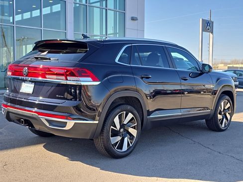 New 2026 Volkswagen Atlas Cross Sport SEL AWD/4WD image 9