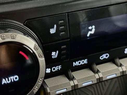 Certified 2026 Toyota 4Runner Limited AWD/4WD image 23