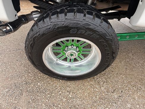 Used 2019 Ford F350 Platinum w/ Platinum Ultimate Package image 19