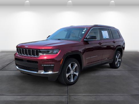 Used 2023 Jeep Grand Cherokee L Limited image 17