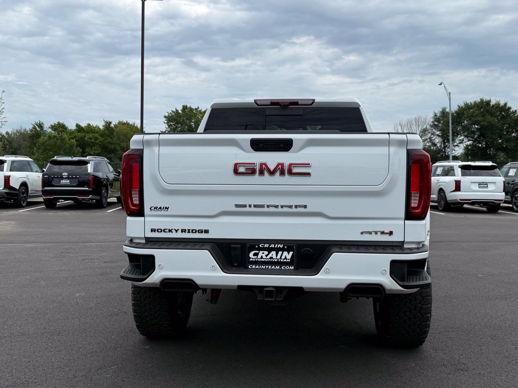 Used 2021 GMC Sierra 1500 AT4 w/ AT4 Premium Package AWD/4WD image 6