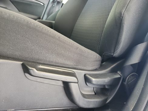 Used 2020 Honda Fit LX image 13