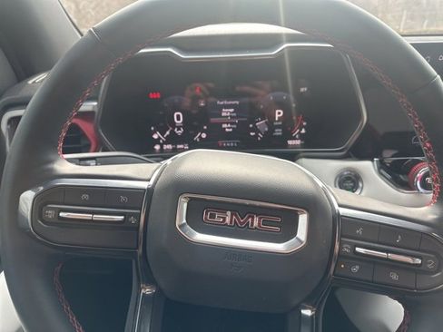 Used 2024 GMC Canyon AT4X image 9