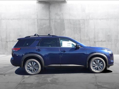New 2026 Nissan Pathfinder SV image 5
