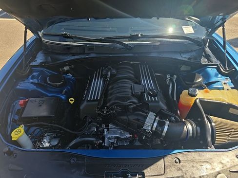 Used 2023 Dodge Charger Scat Pack w/ Technology Group RWD image 31