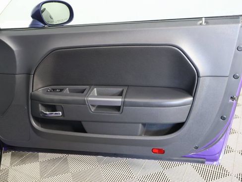 Used 2013 Dodge Challenger R/T RWD image 12