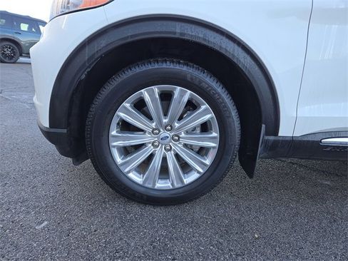 Used 2021 Ford Explorer Limited w/ Hybrid Equipment Group 310A image 39