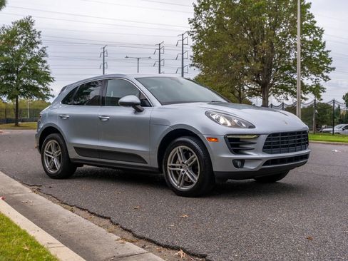 Used 2016 Porsche Macan S image 5