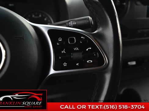 Used 2022 Mercedes-Benz Sprinter 1500 image 26