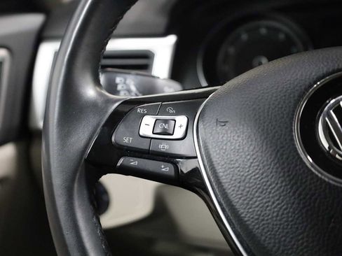 Used 2019 Volkswagen Atlas SE image 24