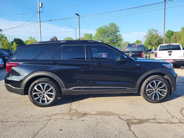 Used 2023 Ford Explorer ST-Line w/ Class IV Trailer Tow Package AWD/4WD image 26