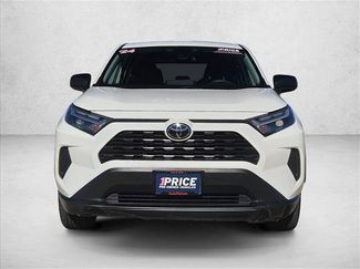 Used 2024 Toyota RAV4 LE video 2
