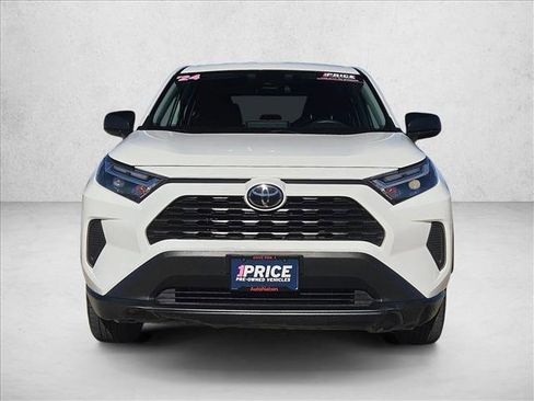Used 2024 Toyota RAV4 LE image 2