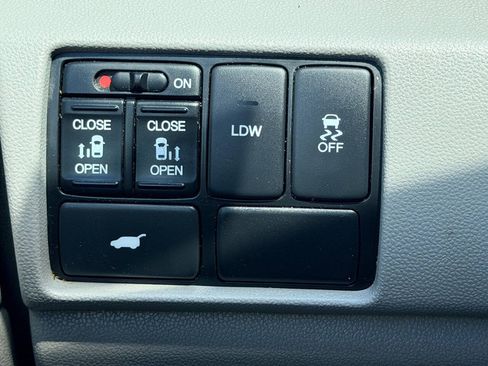 Used 2016 Honda Odyssey EX-L image 37
