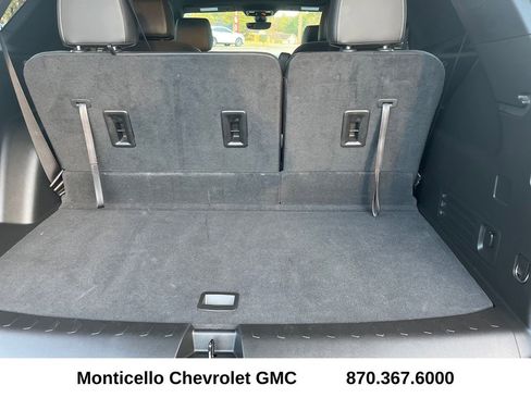 Used 2023 Chevrolet Traverse LT w/ LT Premium Package image 25
