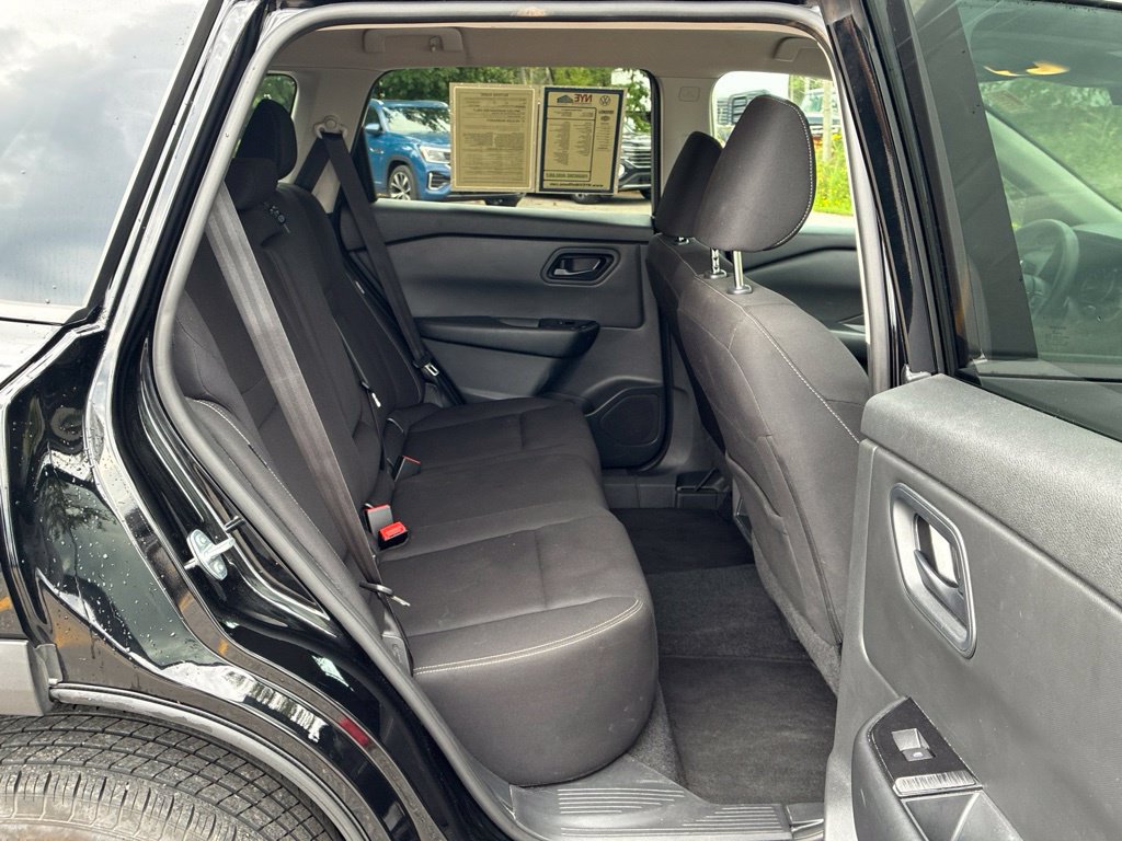 Used 2024 Nissan Rogue S AWD/4WD image 49