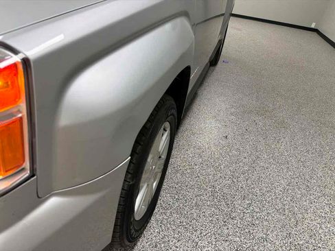 Used 2016 GMC Terrain SLE FWD image 33