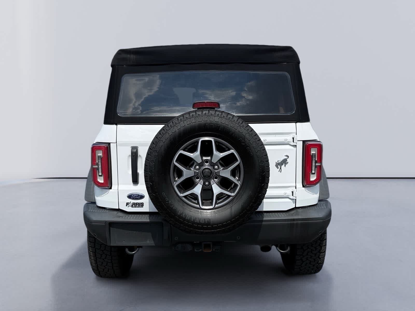 Used 2023 Ford Bronco Badlands AWD/4WD image 4