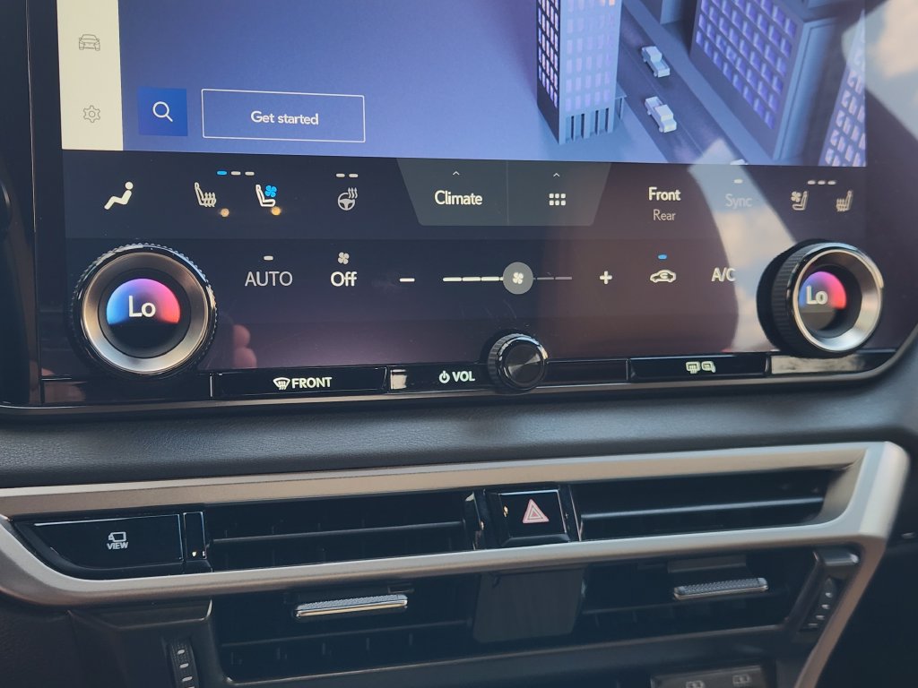 Certified 2024 Lexus RX 350 Premium Plus w/ Cold Area Package FWD image 18