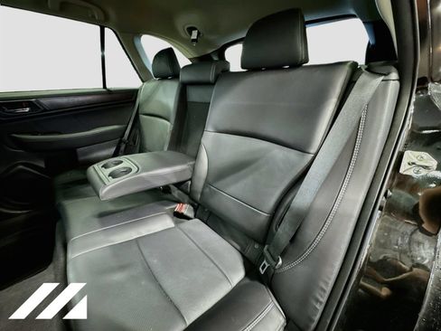 Used 2018 Subaru Outback 2.5i Limited AWD/4WD image 27