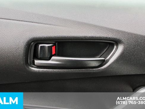 Used 2023 Toyota Corolla LE image 35