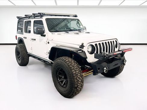 Used 2020 Jeep Wrangler Unlimited Sport image 3