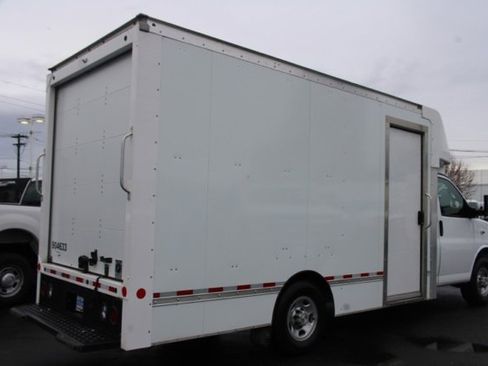 Used 2023 Chevrolet Express 3500 w/ Power Convenience Package image 13