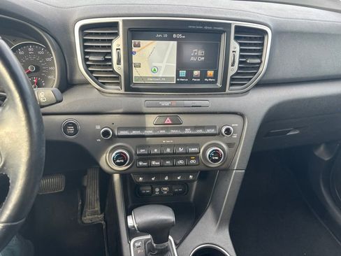 Used 2017 Kia Sportage EX w/ EX Technology Package AWD/4WD image 10