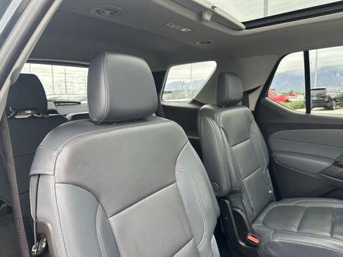 Used 2018 Chevrolet Traverse Premier AWD/4WD image 16