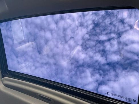 Used 2022 GMC Sierra 3500 Denali w/ Denali Ultimate Package image 37