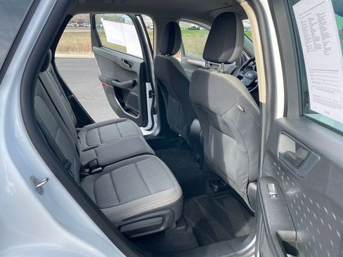 Used 2020 Ford Escape S image 15