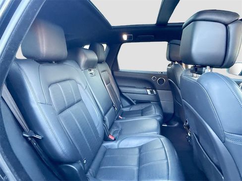 Used 2019 Land Rover Range Rover Sport HSE Dynamic image 31