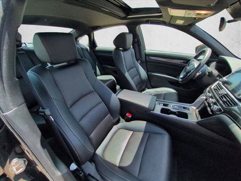 Used 2019 Honda Accord Sport image 20