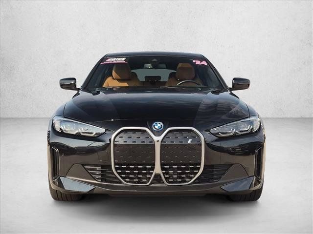 Used 2024 BMW i4 eDrive35 w/ Premium Package RWD image 2