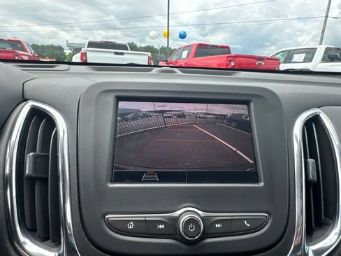 Used 2023 Chevrolet Equinox LT w/ LPO, Floor Liner Package FWD image 30