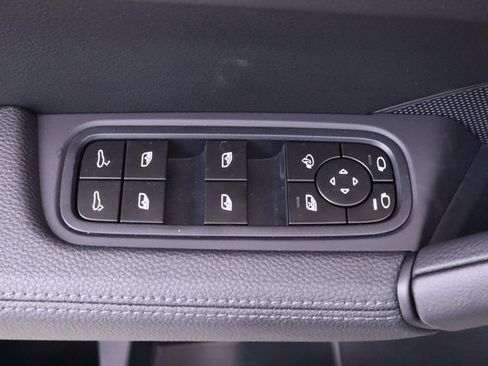 Certified 2024 Porsche Cayenne Coupe AWD/4WD image 16