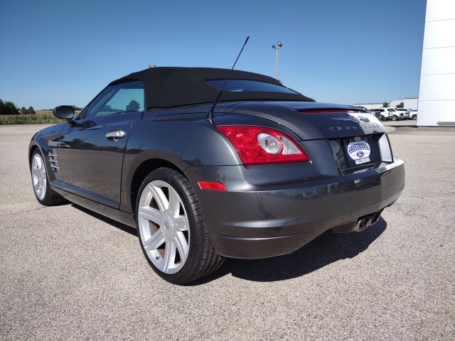 Used 2005 Chrysler Crossfire Limited RWD image 3