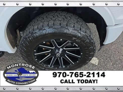 Used 2018 Ford F150 Lariat w/ Equipment Group 501A Mid image 11