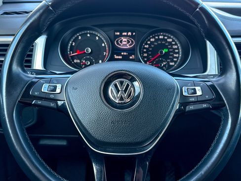 Used 2019 Volkswagen Atlas SE image 42