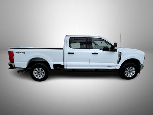Used 2024 Ford F250 XLT image 4