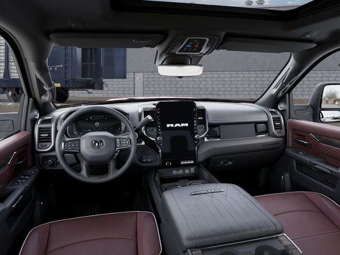 New 2026 RAM 2500 Limited AWD/4WD image 15