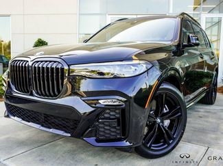 Used 2022 BMW X7 xDrive40i w/ M Sport Package video 1