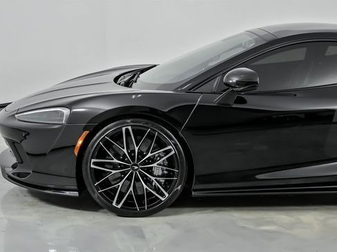 Used 2021 McLaren GT image 7