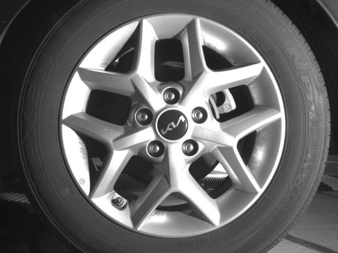 Used 2025 Kia Soul LX w/ LX Technology Package image 14