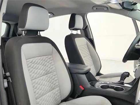 Used 2018 Chevrolet Equinox LS FWD image 37
